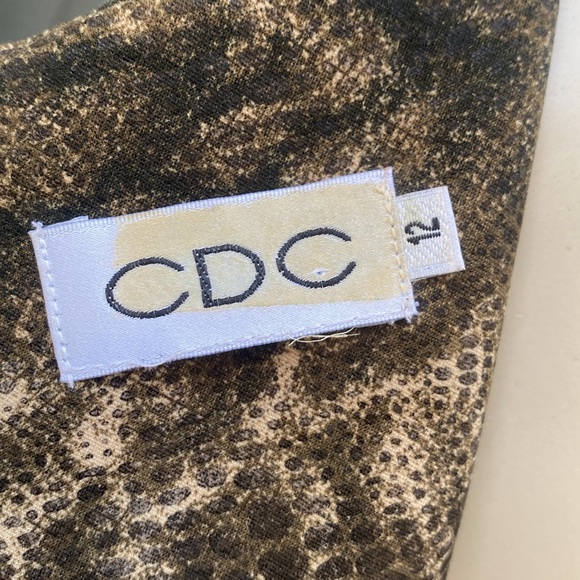 C D C Short Sleeve Dress - Picture 6 of 6